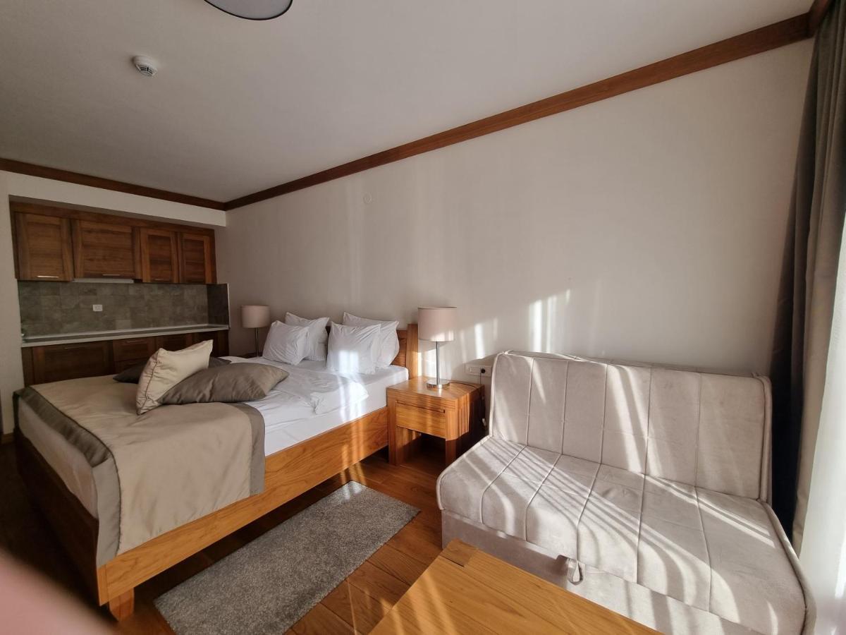 Apartman S-Lux Privatni App Vuckoo Яхорина Екстериор снимка